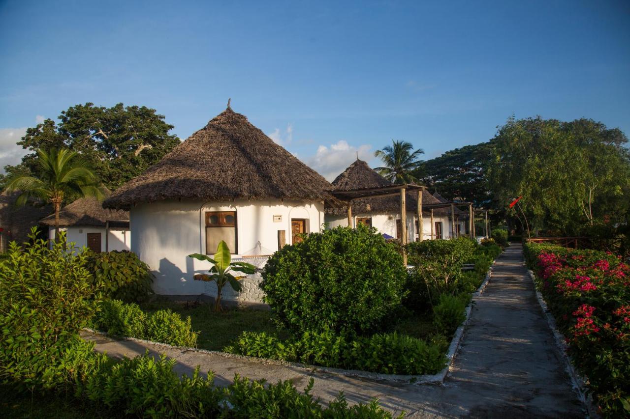 Antonio Beach Tree House Hotel & Spa Uroa Eksteriør bilde