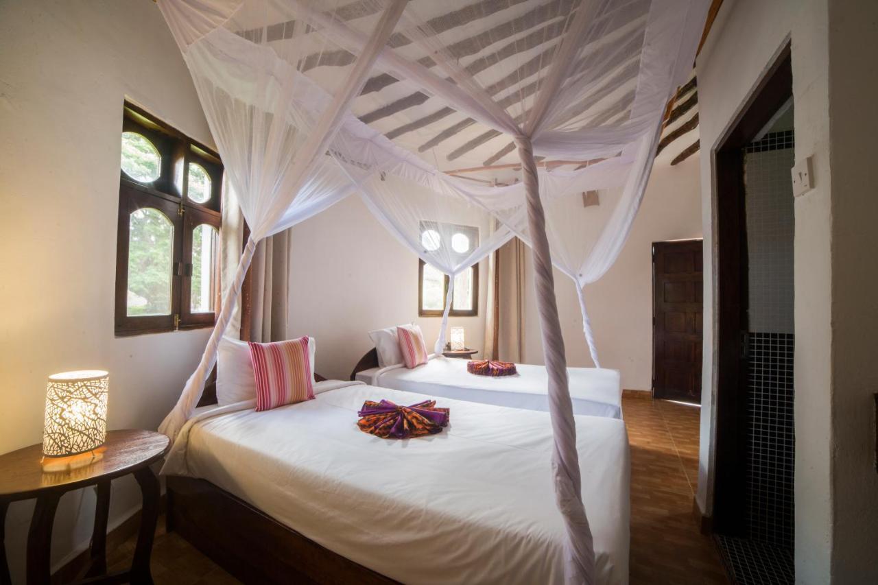 Antonio Beach Tree House Hotel & Spa Uroa Eksteriør bilde